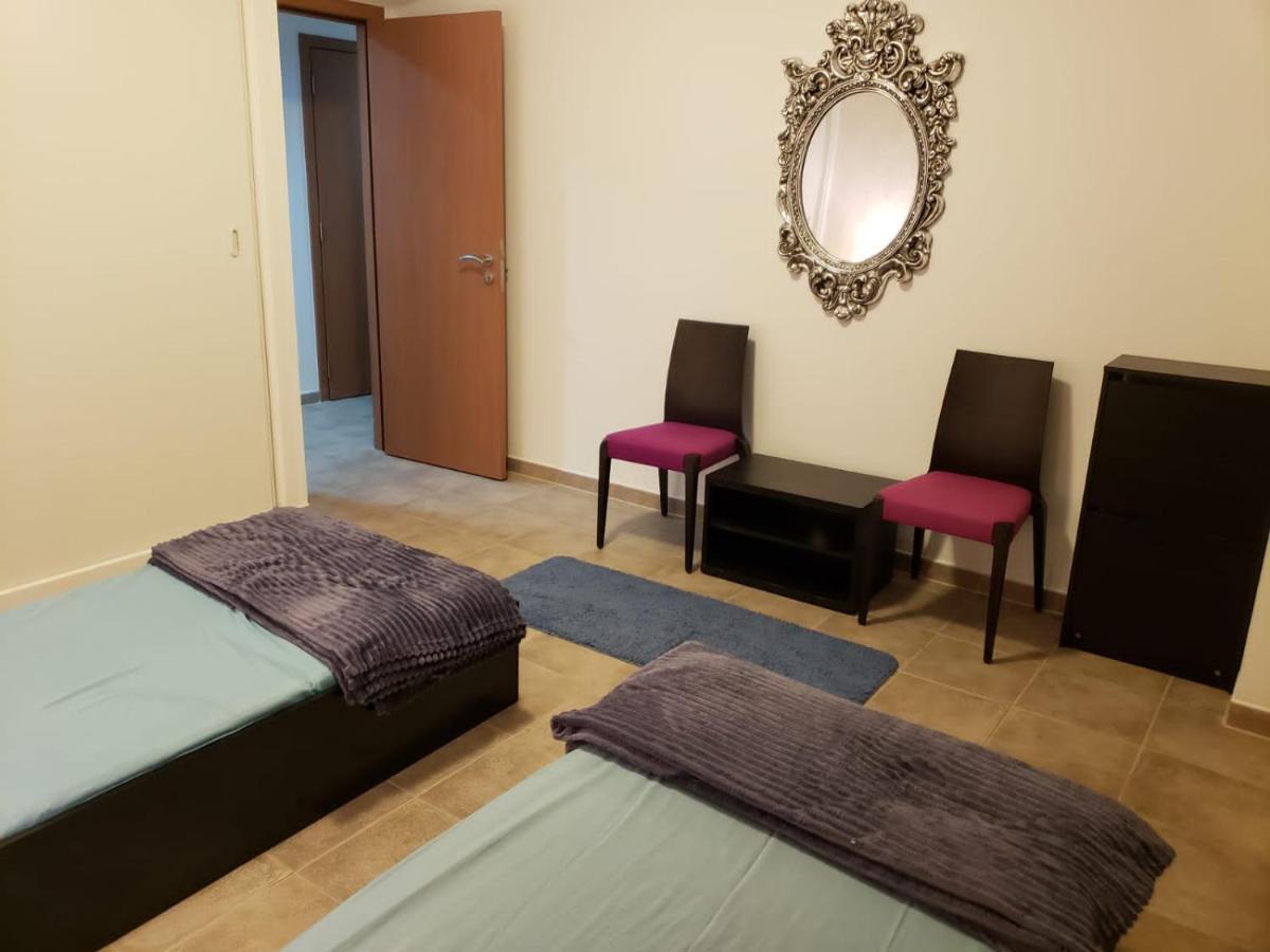 הוסטל דובאי Travelers Backpackers מראה חיצוני תמונה